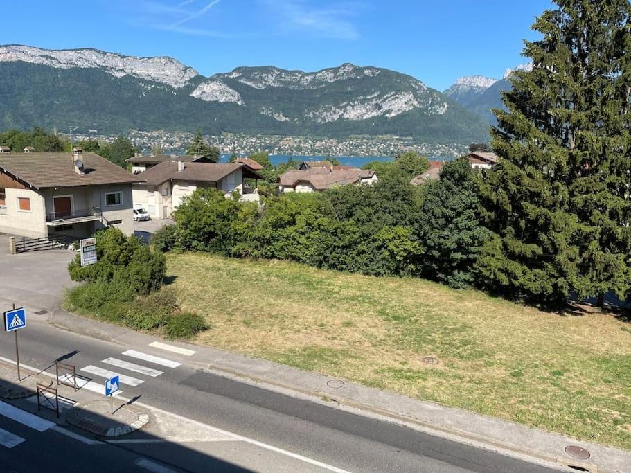 Le Santiego 100M Du Lac Et 4Km Du Vieil Annecy 세브리에 외부 사진